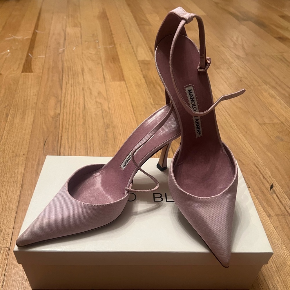Pink Manolo Blahnik Heels